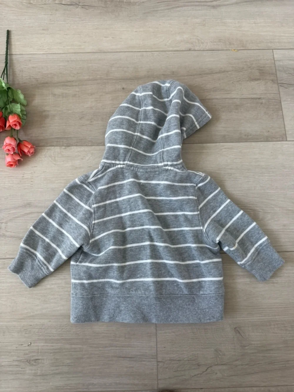 Gymboree Gray and White Striped Hooded Zip Sweatshirt 6-12 mos football zipper